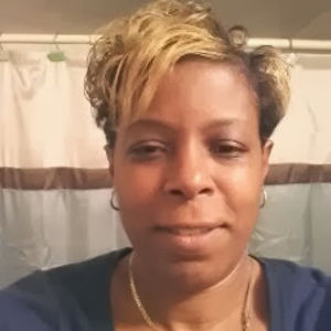 Meet your Posher, Rosalin